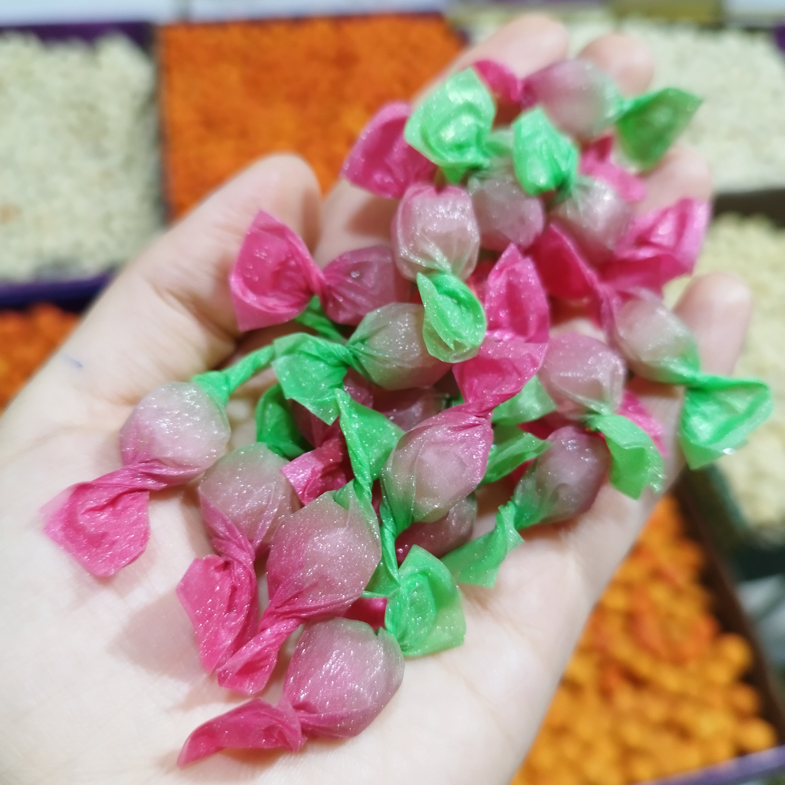 شکلات مینی کندی آبنباتی پرچمی ریز براق پرفروش جذاب (200گرمی)