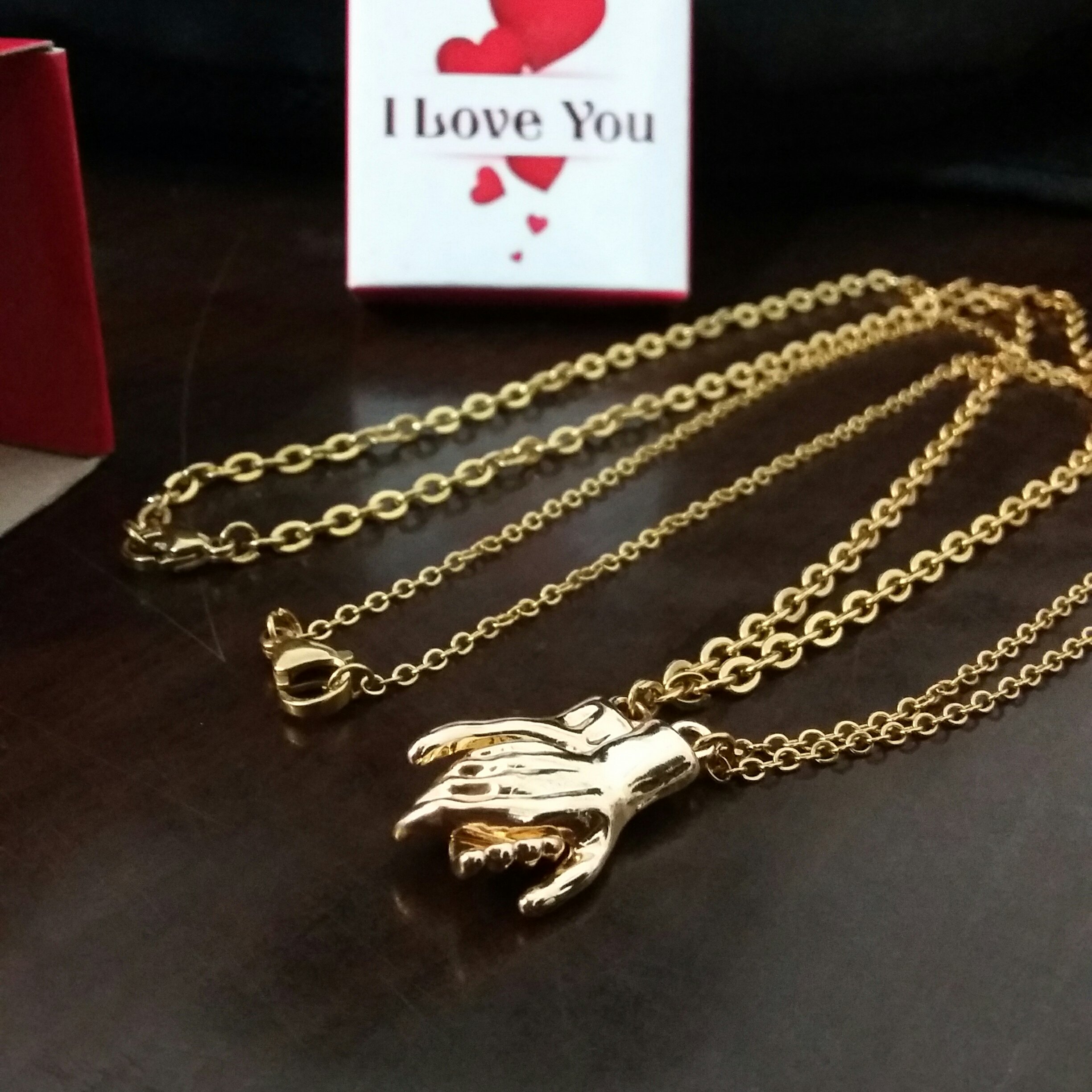 گردنبند مگنتی استیل ست دوستی با مگنت دست استیل طلایی رنگ ثابت و پاکت هدیه