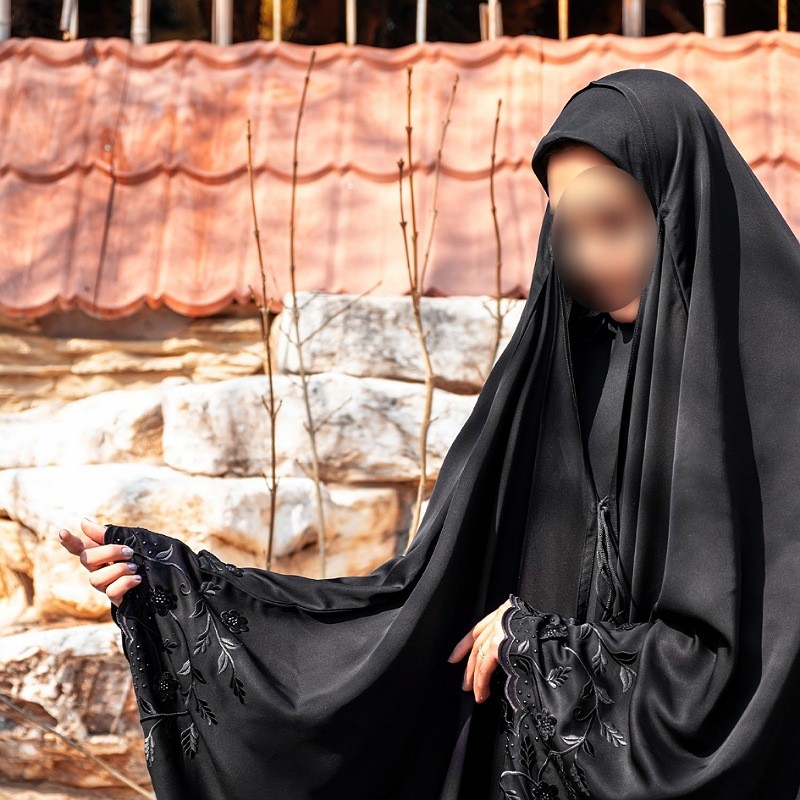 چادر جده گلدوزی مدل شکوفه
