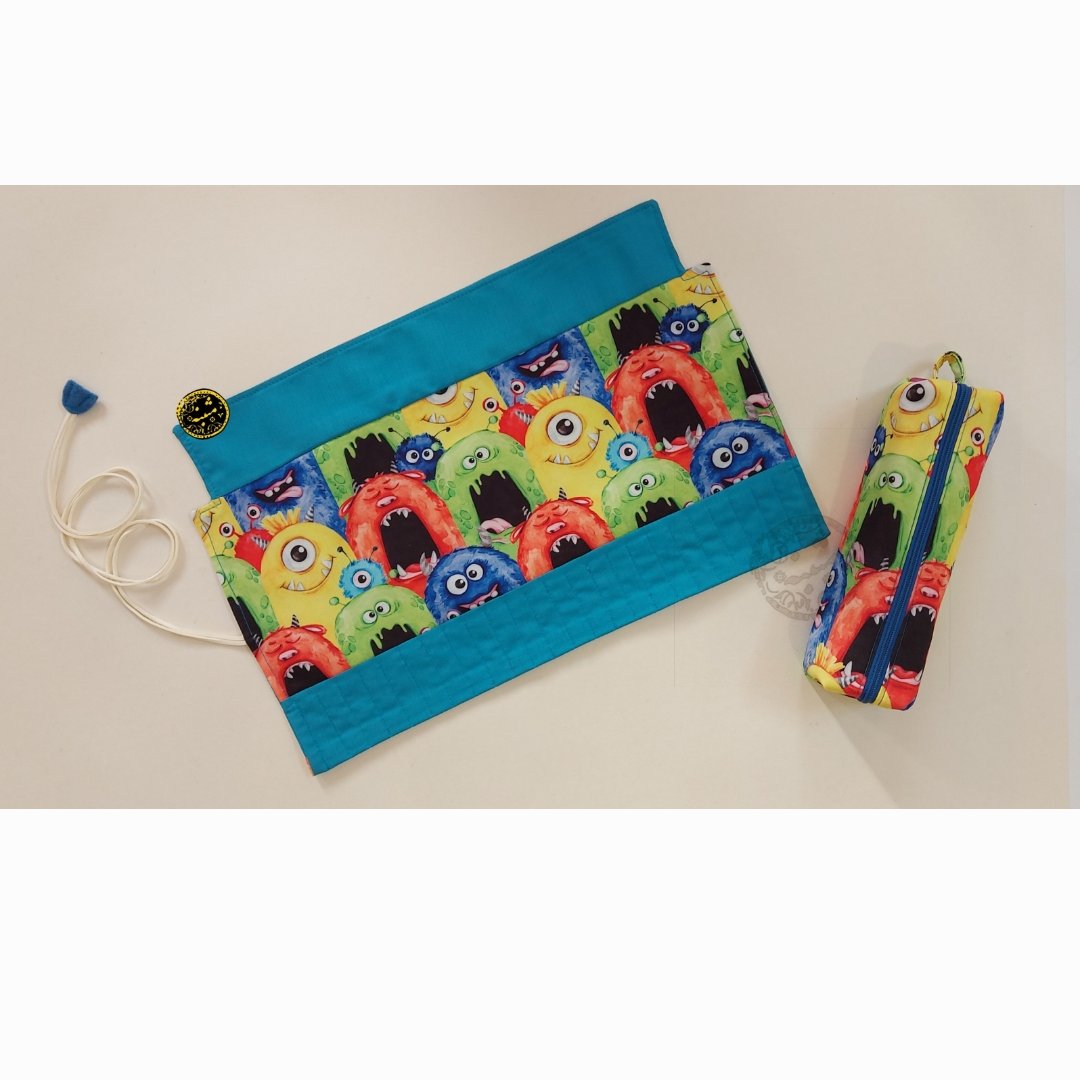 جامدادی رولی پارچه ای24تایی جذاب همراه جامدادی(جامداد رنگی) مثبنه 