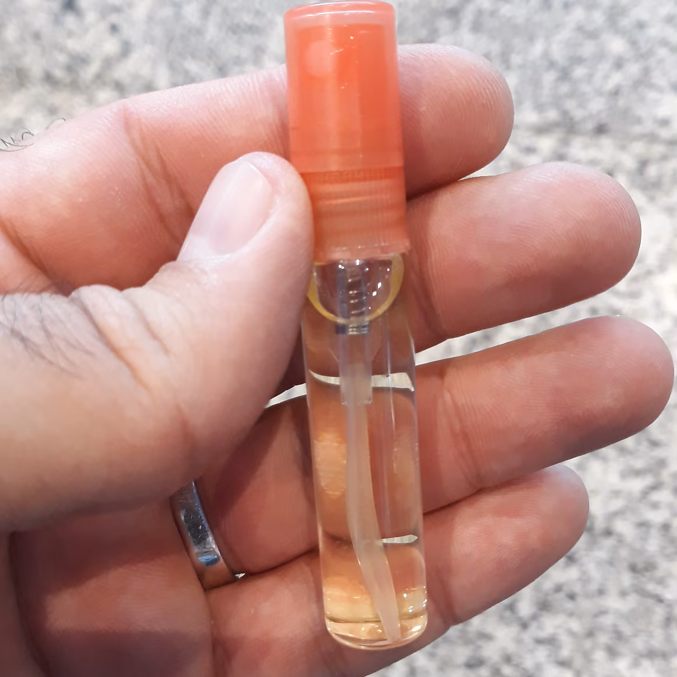عطر ورسوز 10cc ای جیبی اسپره دار شیشه ای یا بدون اسپره ظرف پلاستیکی