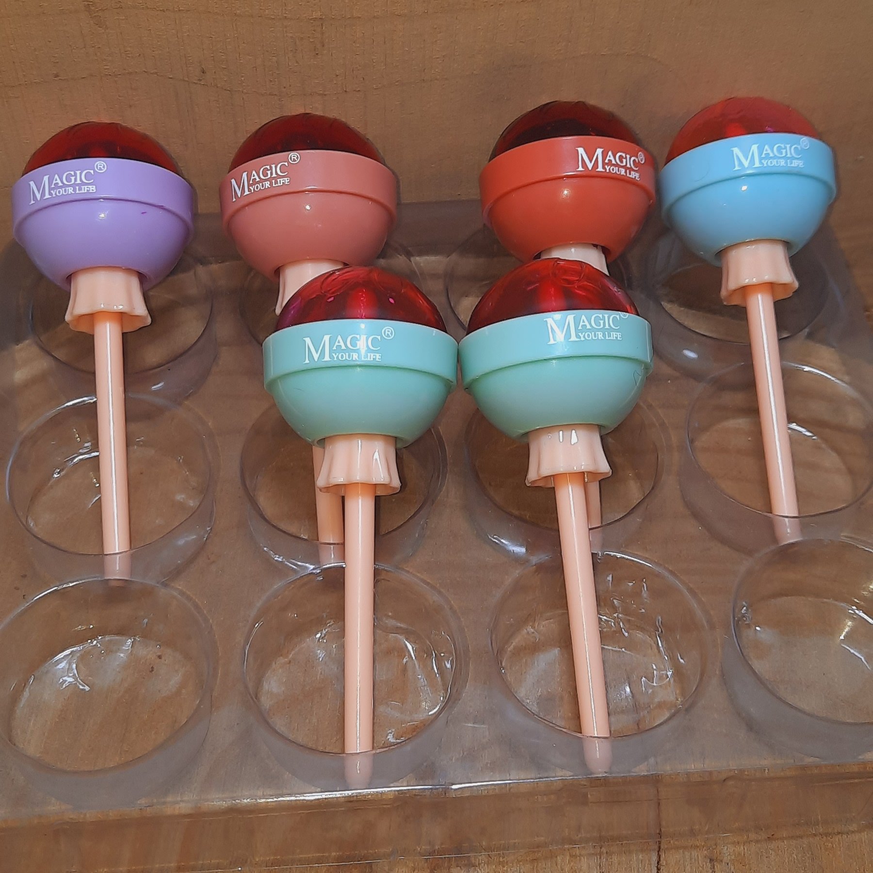 تینت لب آبنباتی  در رنگهای زیبا  رژ  زدن به سبک کره ای ها