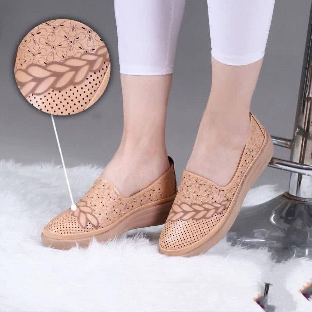 کفش زنانه طبی استفاده روزانه طرح گندم