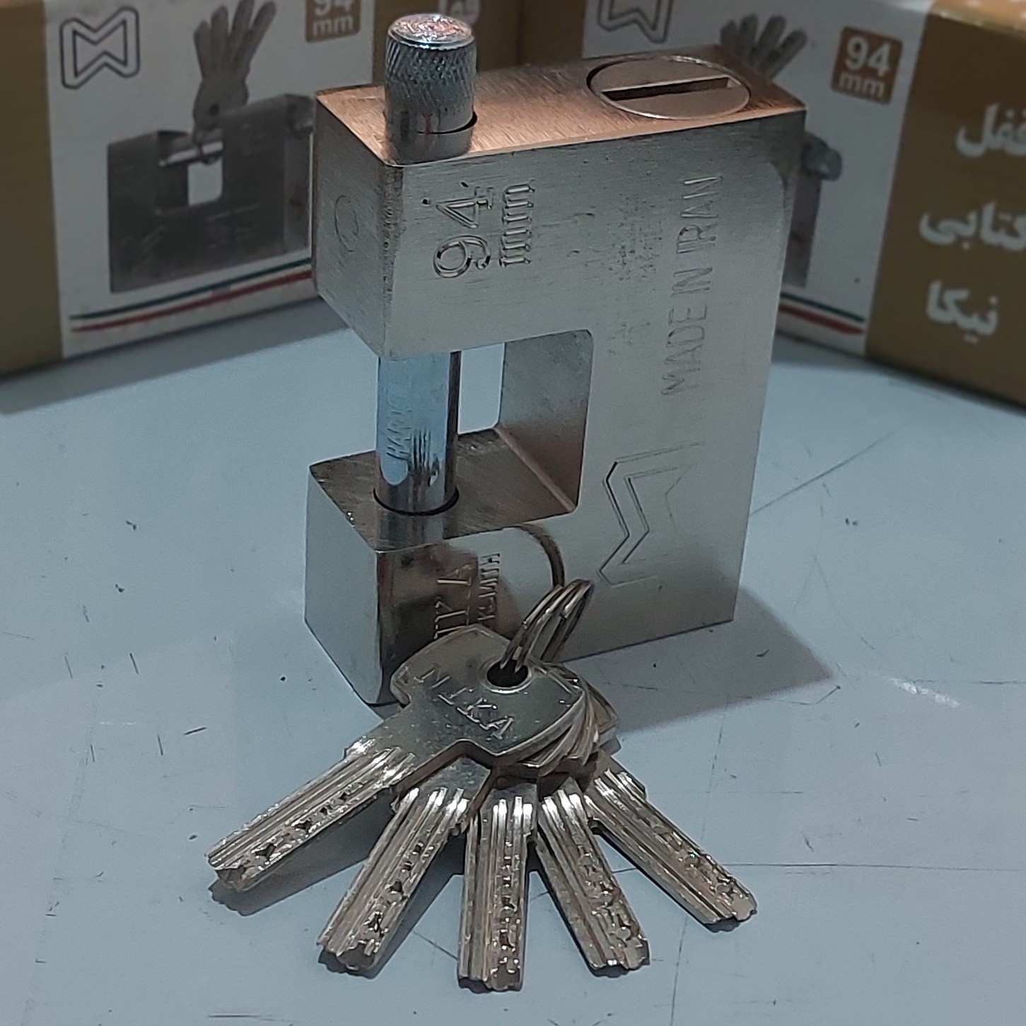 قفل کتابی 94 نیکا  لاکچری پنج سال ضمانت کلید کامپیوتری لاکچری 