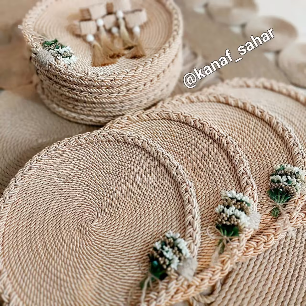 زیربشقابی ابریشمی