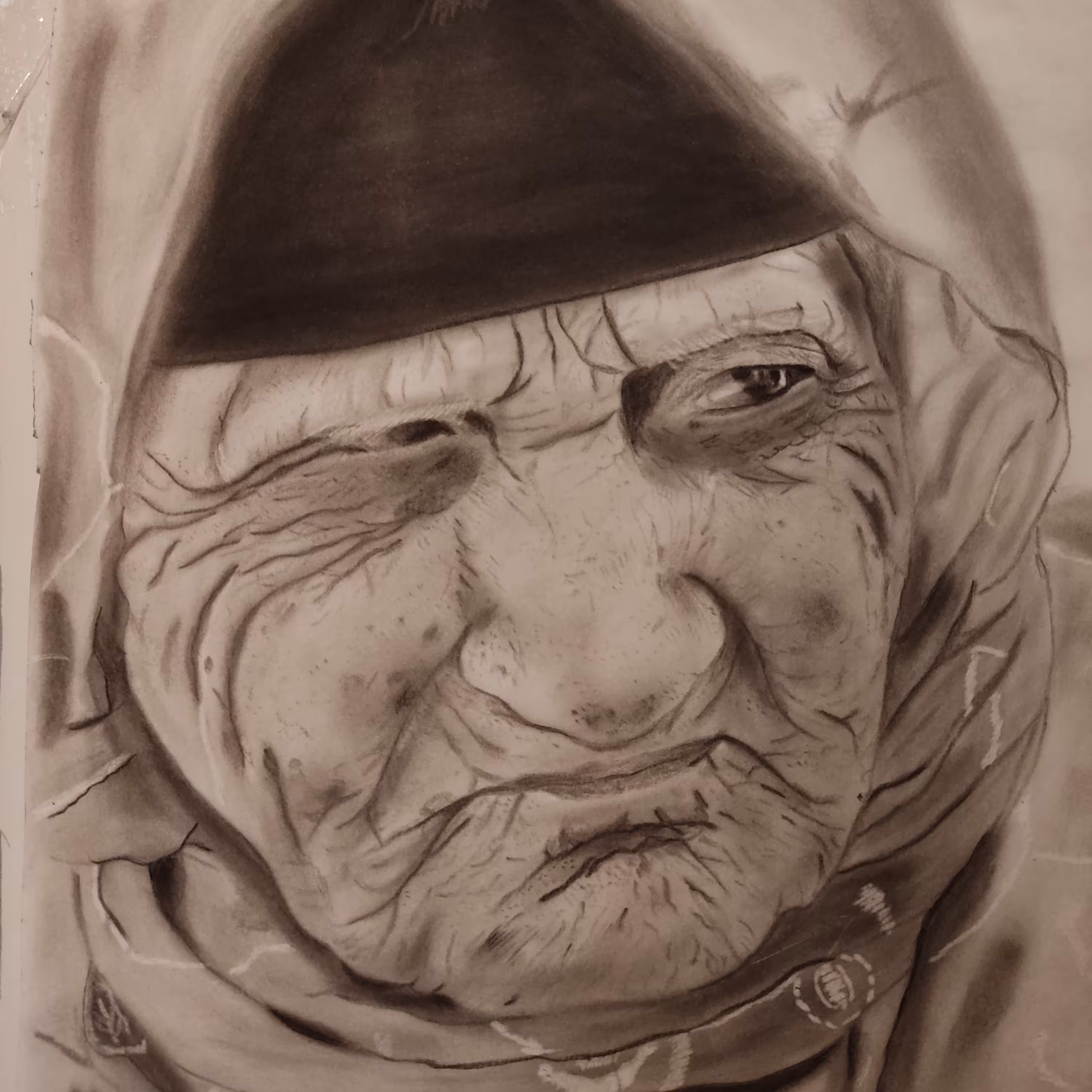 تابلوی سیاه قلم طرح چهره مسن ابعاد 30در40