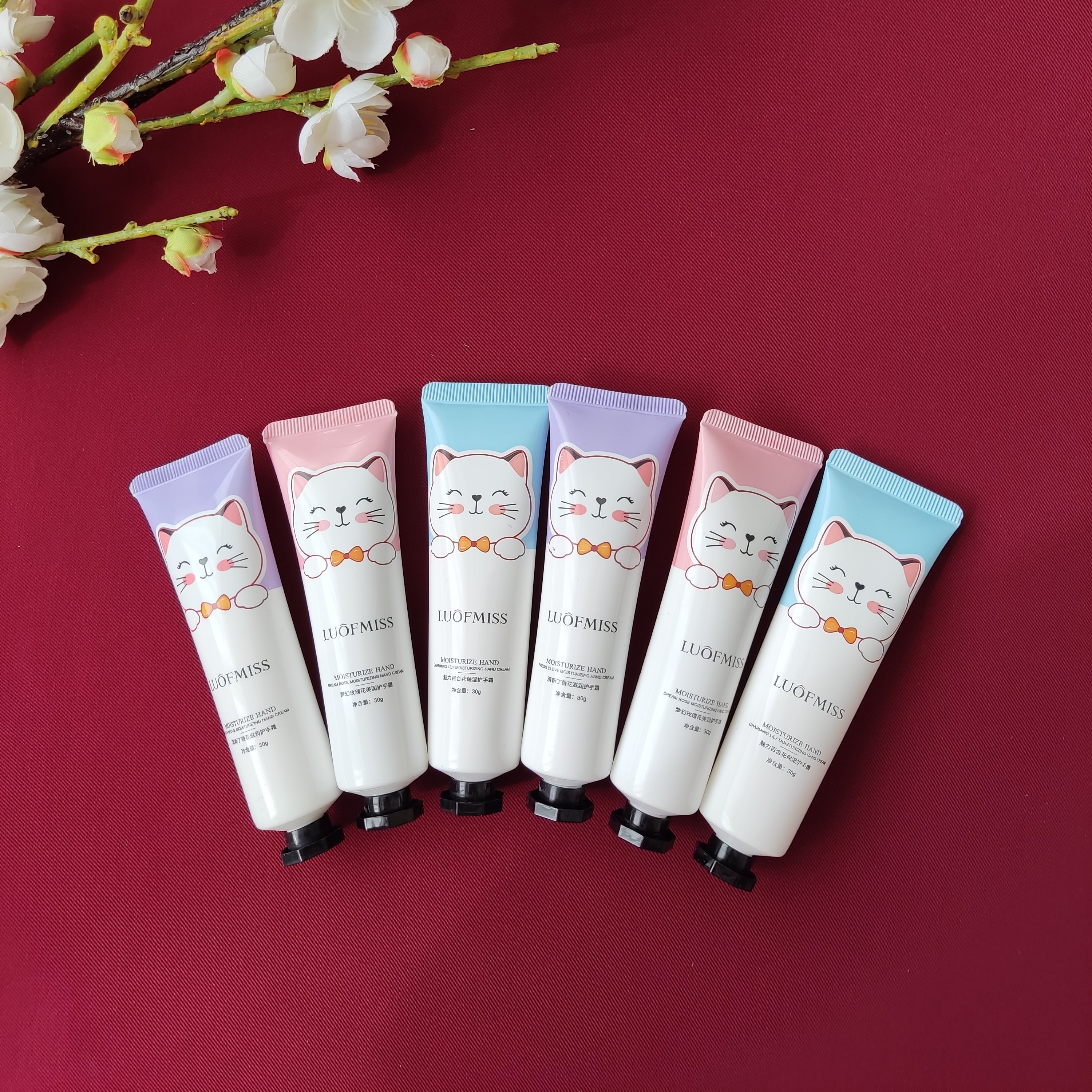 کرم مرطوب کننده‌ دست گربه ای برند لافمیس