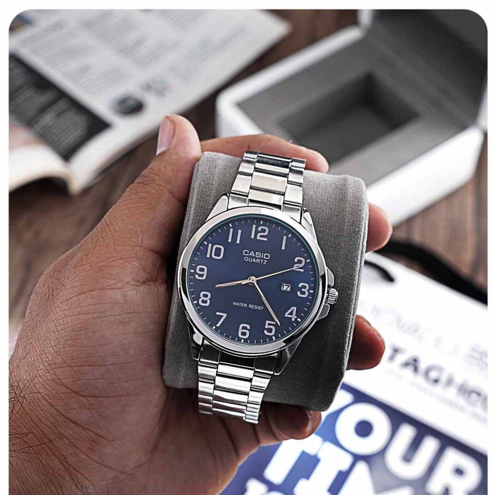 ساعت مچی مردانه استیل کاسیوcasio 1555 باجعبه و باتری