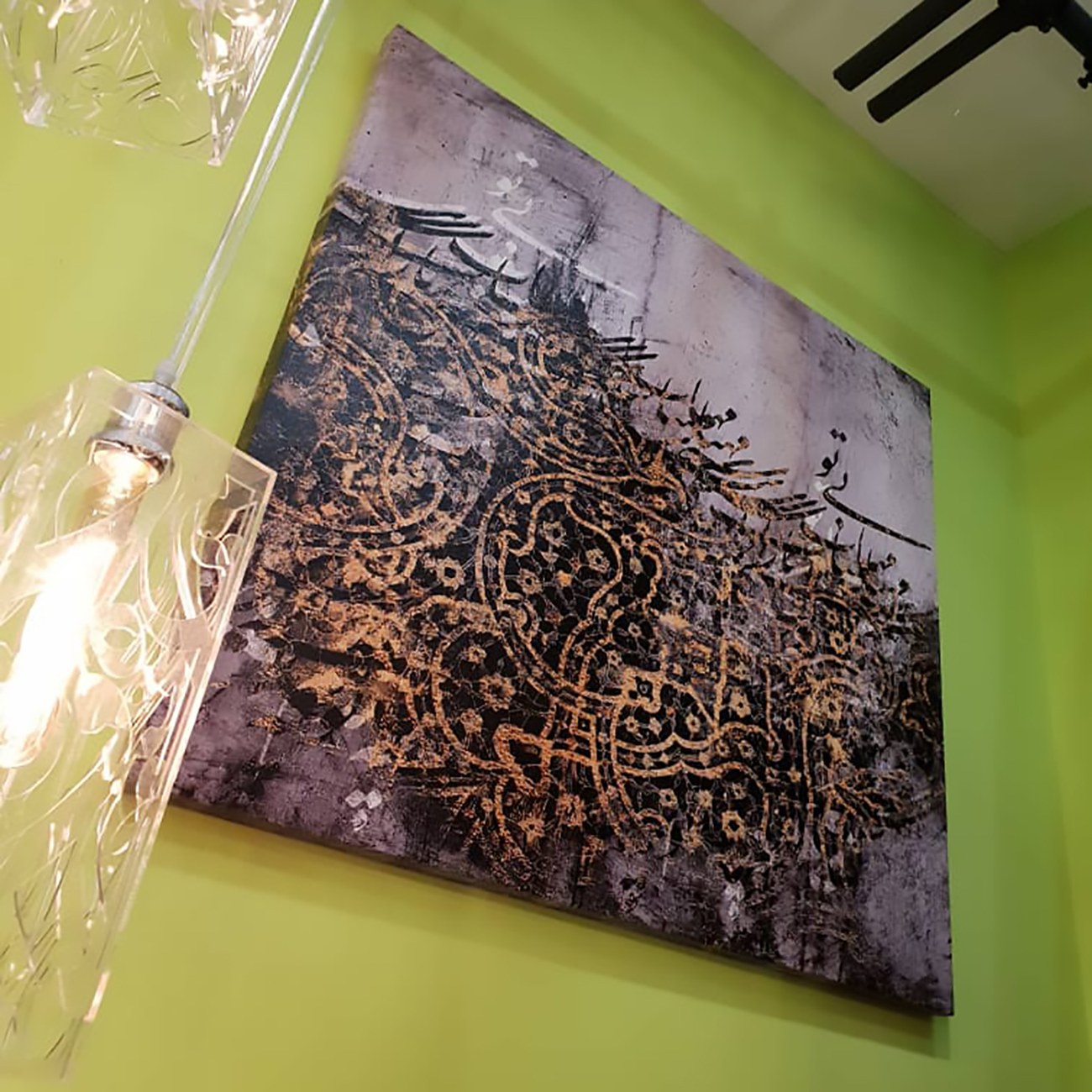 تابلو بوم تلفیقی نقاشیخط دیجیتال آرت گالری چارگوش  8128