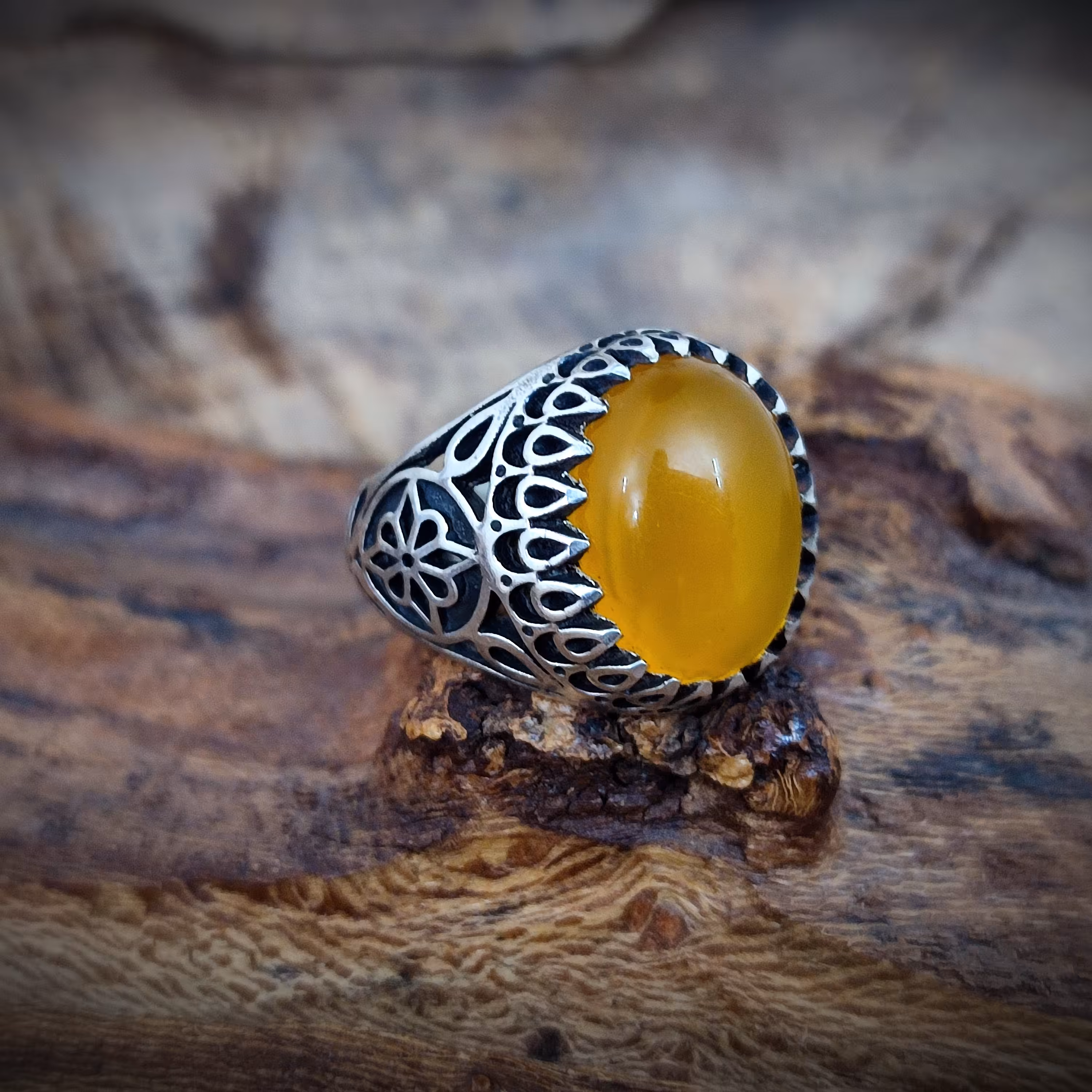 انگشتر نقره مردانه با نگین عقیق زرد (شرف الشمس) کد 938