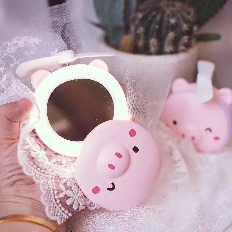 مینی فن و آیینه ال ای دی دار طرح خوک