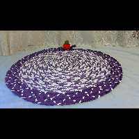 سفره گرد حصیری دستبافت  قطر حدودا یک متر  قابل شستوشو  تسمه بافی (پس کرایه)