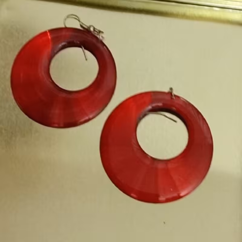 گوشواره دایره قرمز