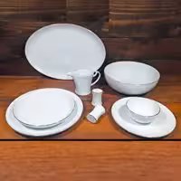 سرویس 29 پارچه چینی گرد لورین لب طلا (6 نفره) مدل دیپلمات