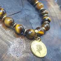 دستبند سنگ چشم ببر الیزابت همراه با قفل و یراق استیل رنگ ثابت کد 542