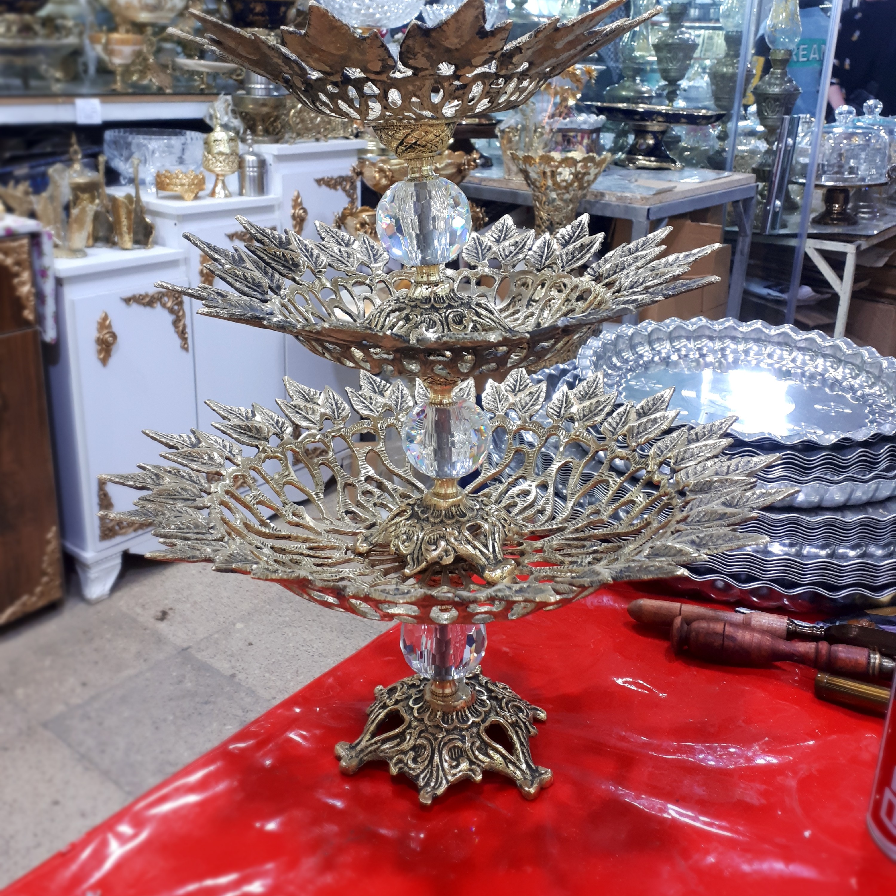 ست پذیرایی برنز  سیاه قلم سه سایز 35و 30و 22 سانت وزن خالص 4کیلو 