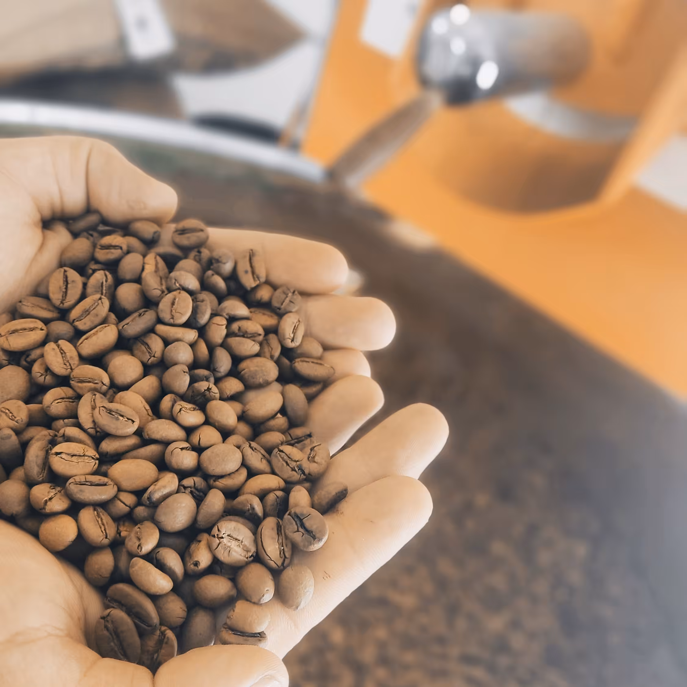 قهوه اسپرسو پر خامه و  پر کافئین ...روبوستا اندونزی 70درصد و 30 درصد عربیکا هندوراس  