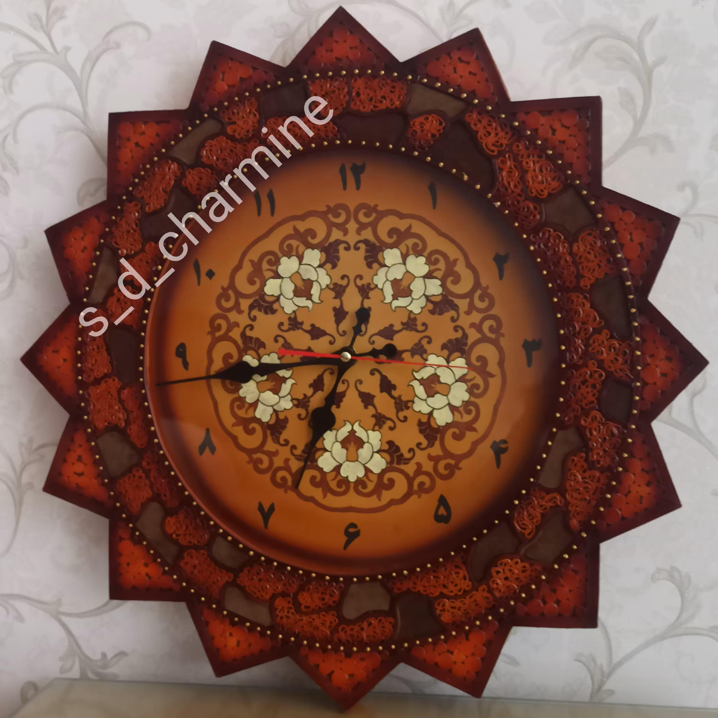 ساعت دیواری.ساعت.ساعت سنتی.ساعت شیک.ساعت مدرن.ساعت کلاسیک.معرق چرم.نقاشی روی چرم.چرم طبیعی.موتور آرام گرد