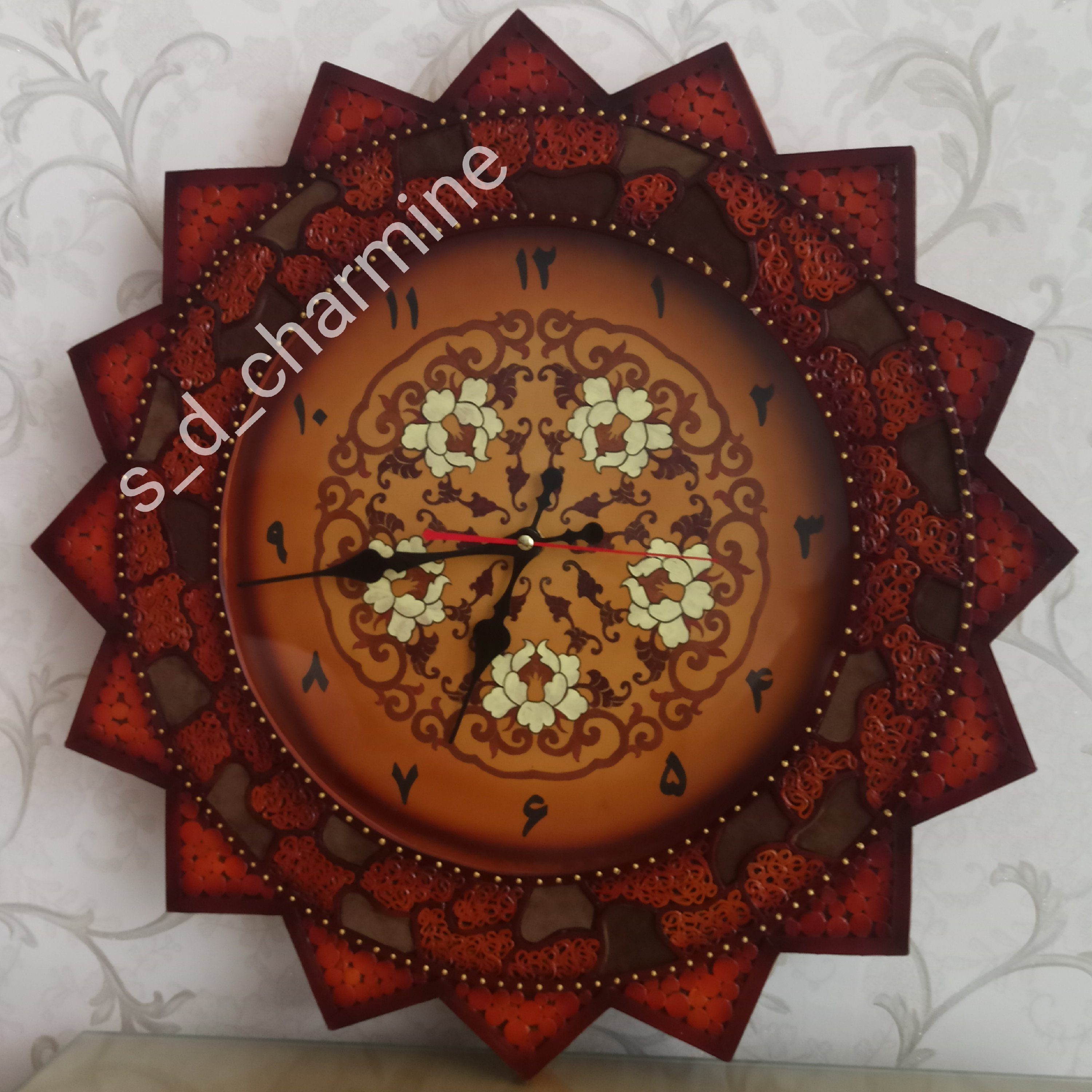 ساعت دیواری.ساعت.ساعت سنتی.ساعت شیک.ساعت مدرن.ساعت کلاسیک.معرق چرم.نقاشی روی چرم.چرم طبیعی.موتور آرام گرد