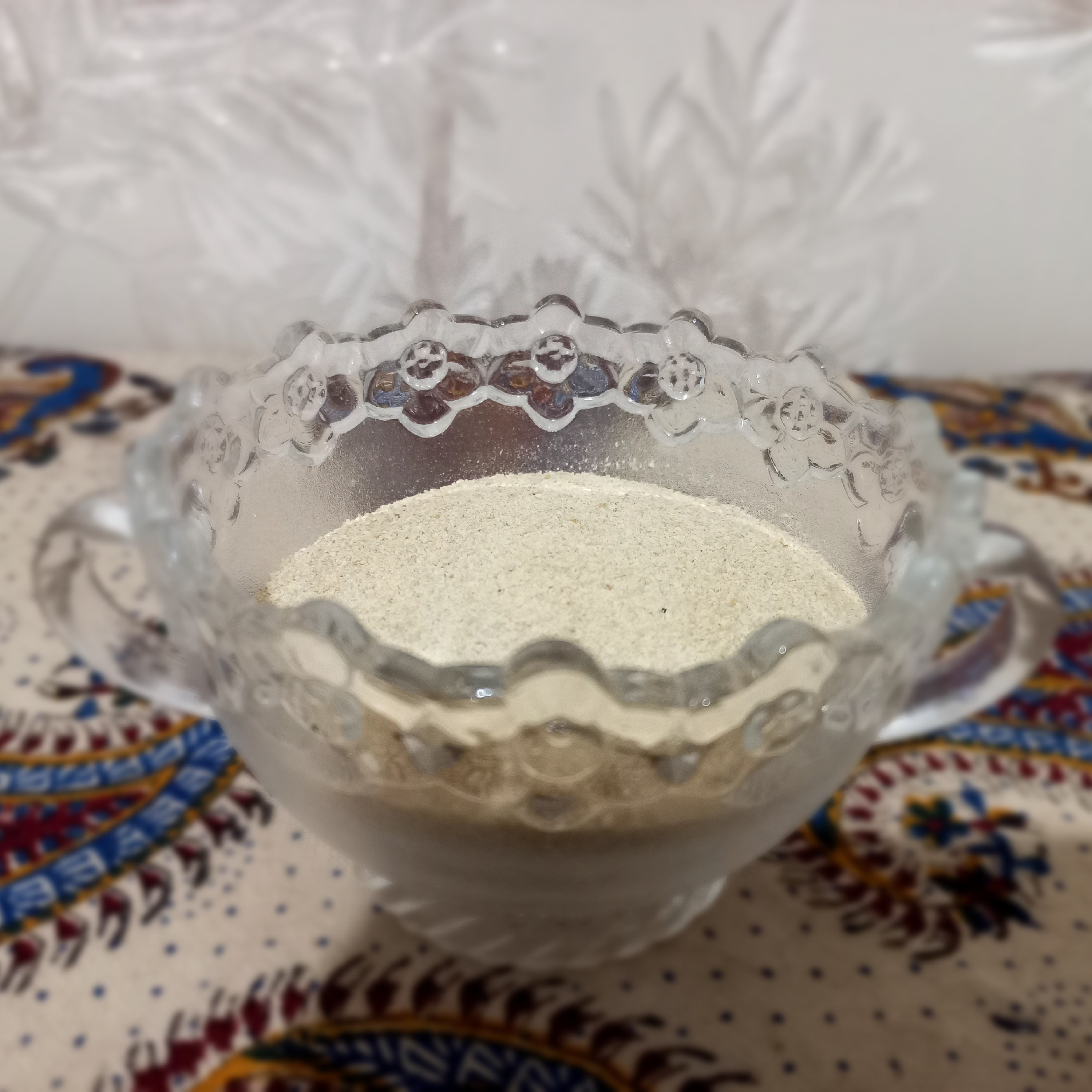پودر سوخاری درجه یک بسته بندی 100 گرمی و بالاتر  مناسب مرغ و ماهی سوخاری