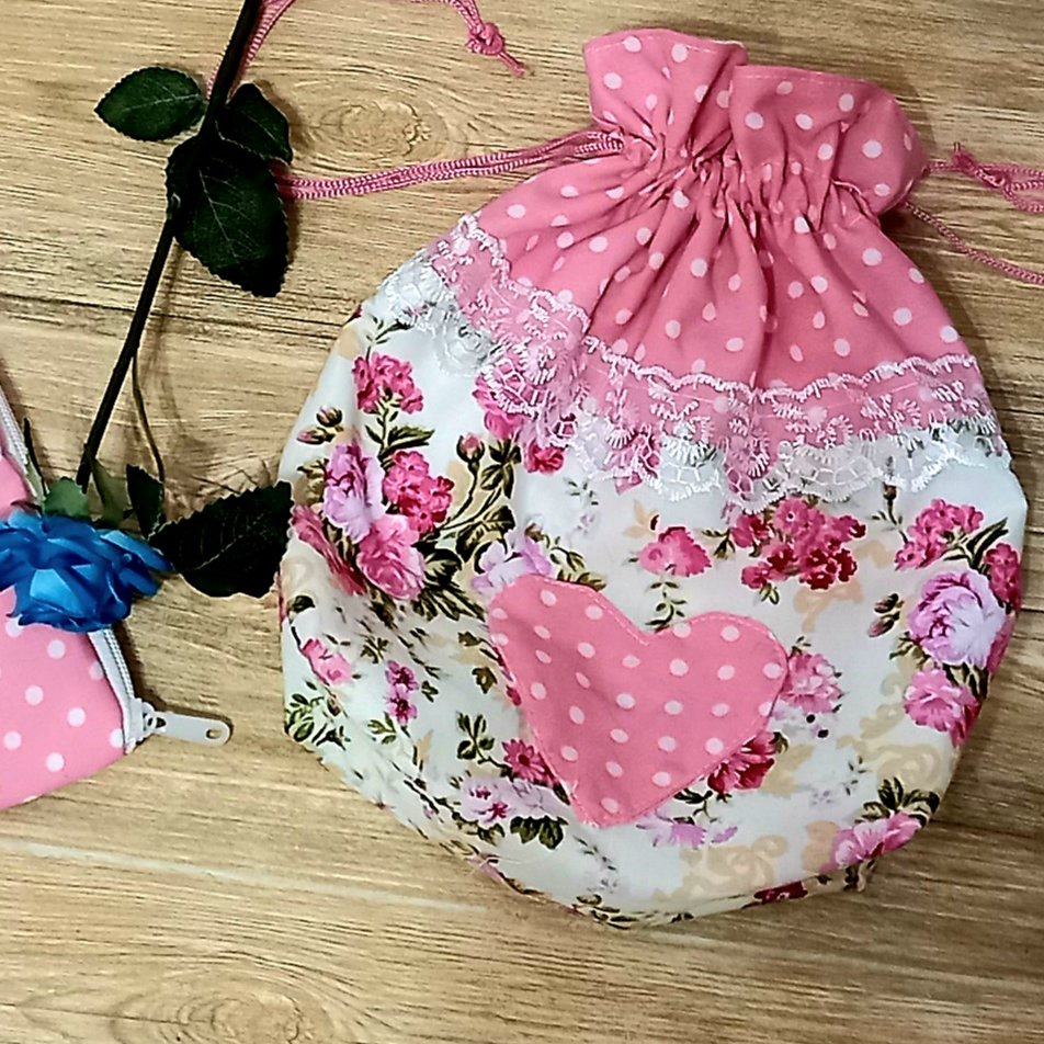 کیسه سبزی صورتی جذاب سه لایه،با طرحای زیبا و جنسی عالی،باقیمت بسیار مقرون به صرفه باتوجه به کیفیت.