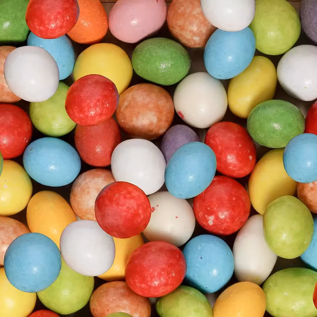 دراژه شکلاتی مغزدار رنگی 1 کیلوگرمی