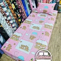 ملحفه کشدار یک نفره بایک عدد روبالشتی بچه گانه  صورتی 