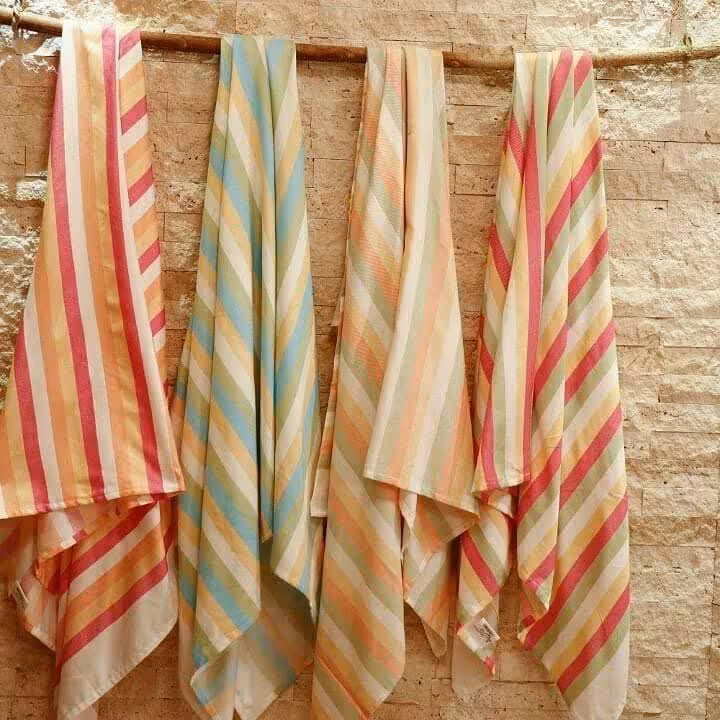 حوله استخری نخی