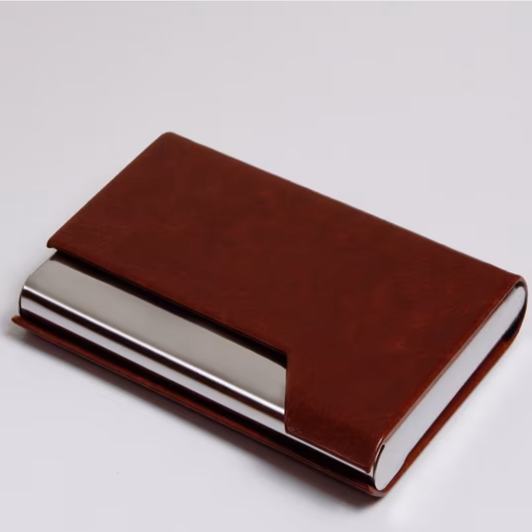 جا کارتی مدل نیایش جنس چرم با رنگبندی مشکی و قهوای