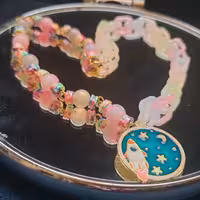 گردنبند (دست ساز)