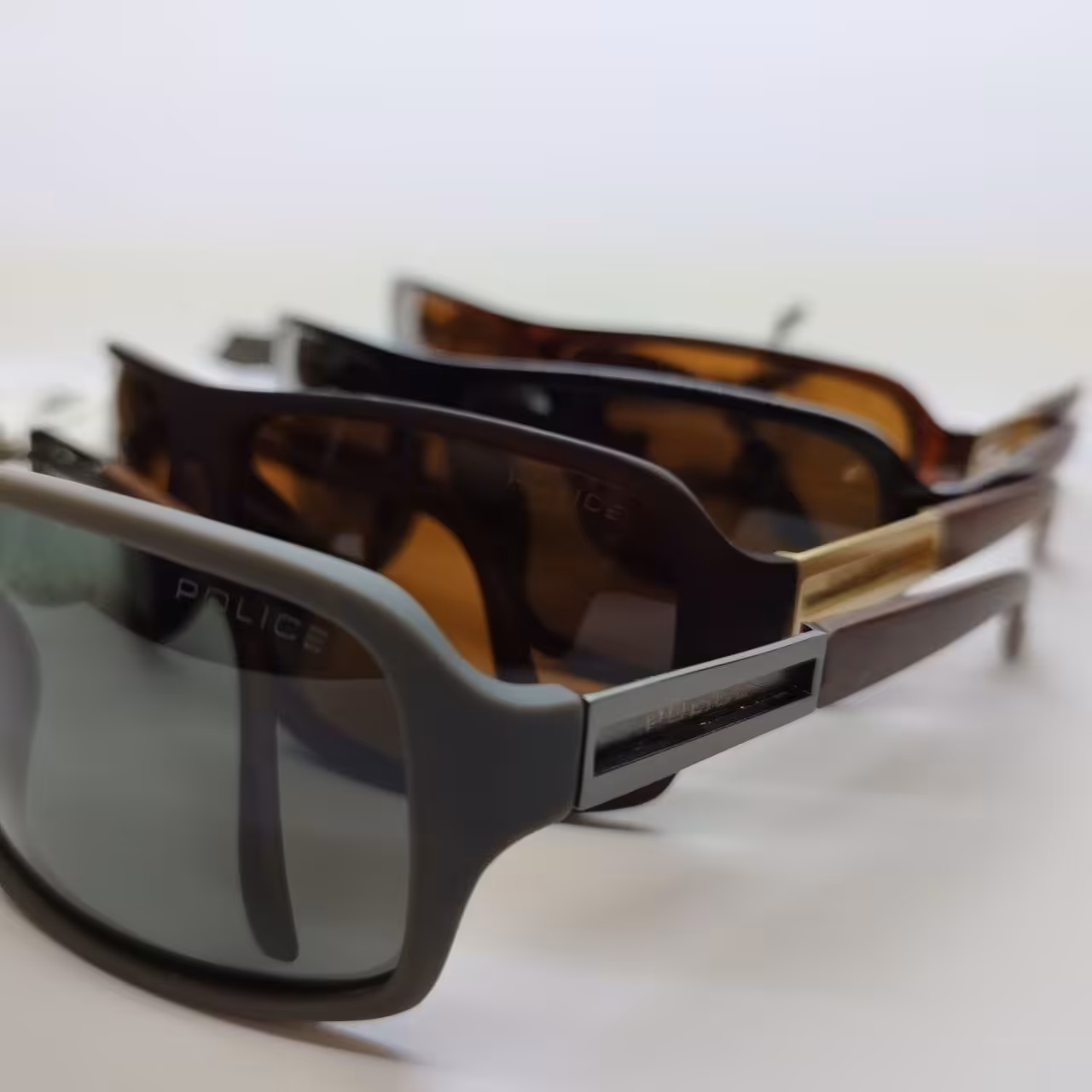 عینک پلیس بیس دار