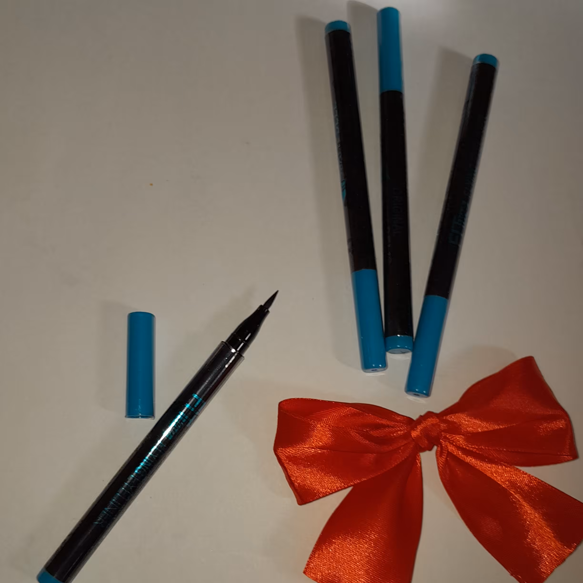 خط چشم ماژیکی بل 