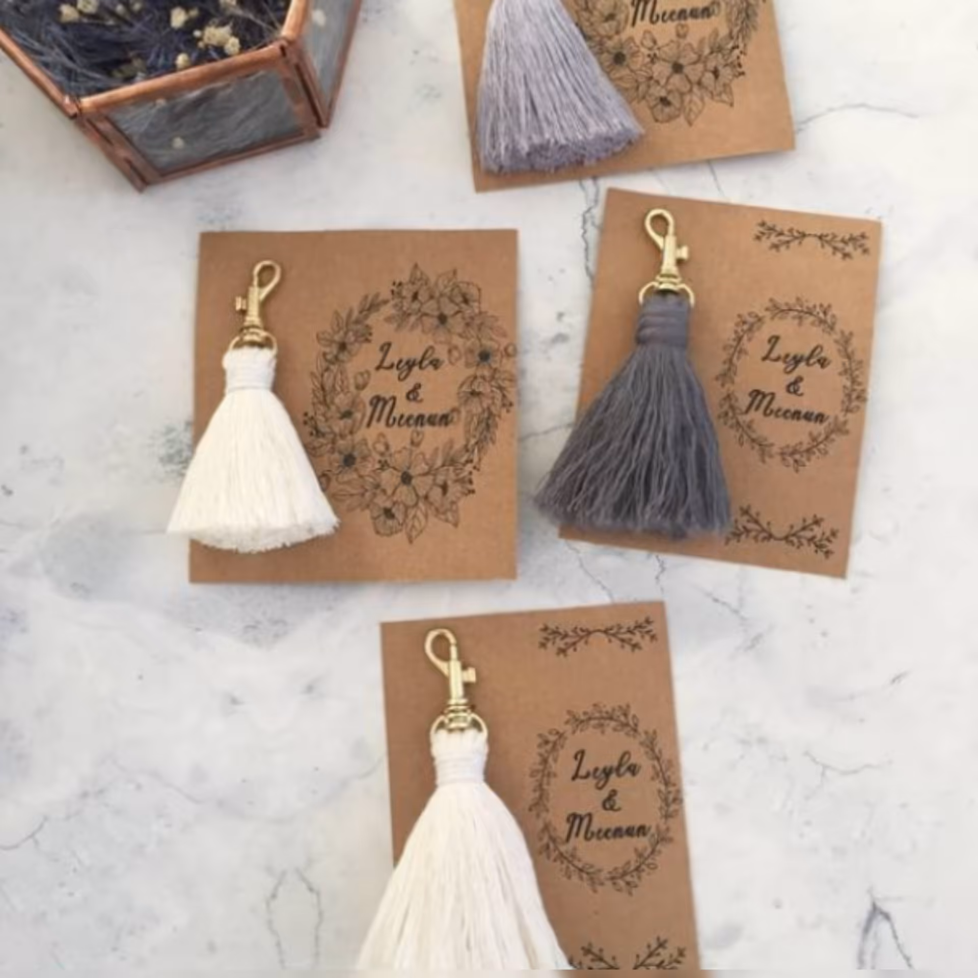 گیفت (جاکلیدی)مکرومه طرح منگوله