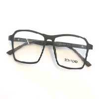 عینک طبی همراه با عدسی پلاستیک سفید دیر خش پذیر نمره منفی 1.75