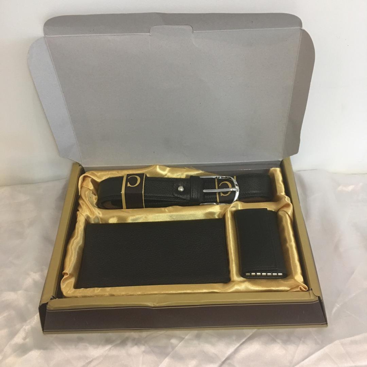 ست کمربند و کیف پول چرم