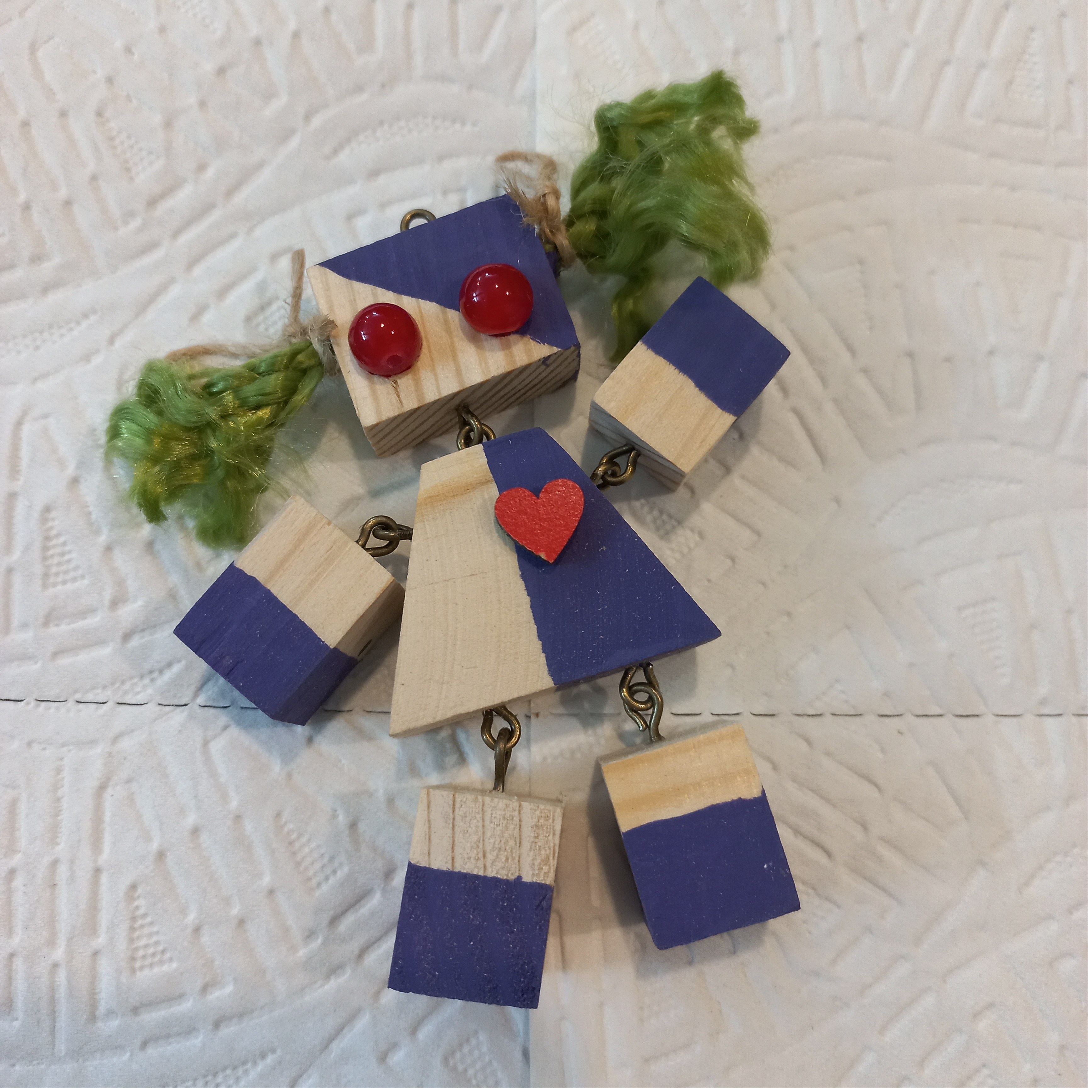 جاکلیدی چوبی طرح دختر در انواع رنگها  شبتاب ومعمولی