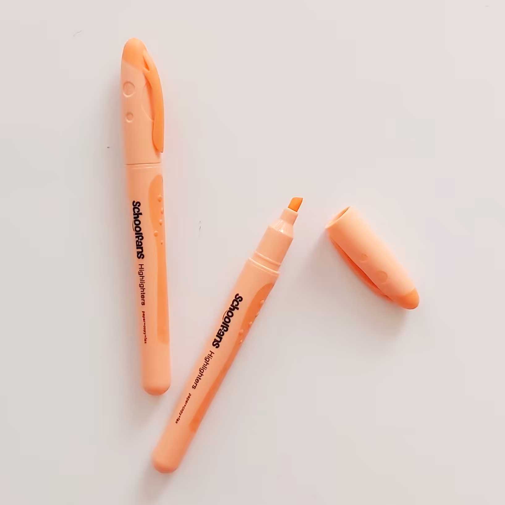 ماژیک هایلایتر قلمی  نارنجی رنگ نوک نمدی برند اسکول فنس