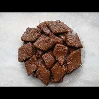 حلوا گردویی سنتی(پس کرایه)