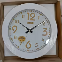 ساعت دیواری برند هوگو موتور اصلی .داخل دو لایه چوب و دور رزین طرح چوب با ضمانت شرکتی.ابعاد 30 در 30.