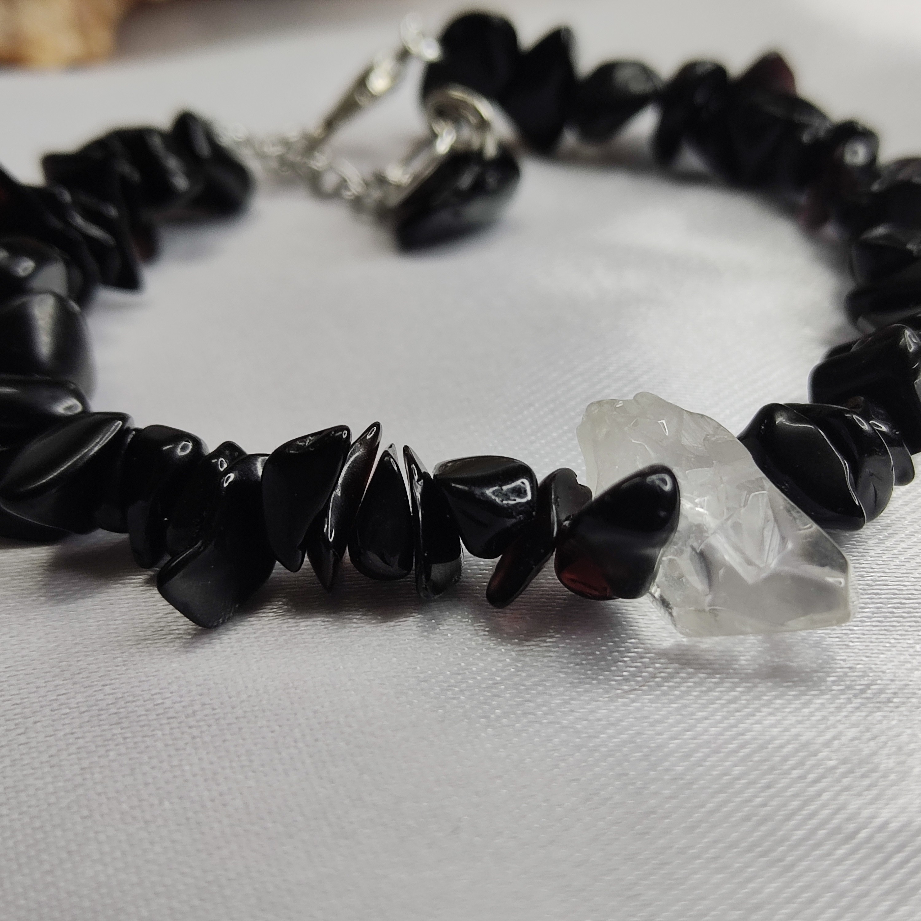 انیکس کریستال