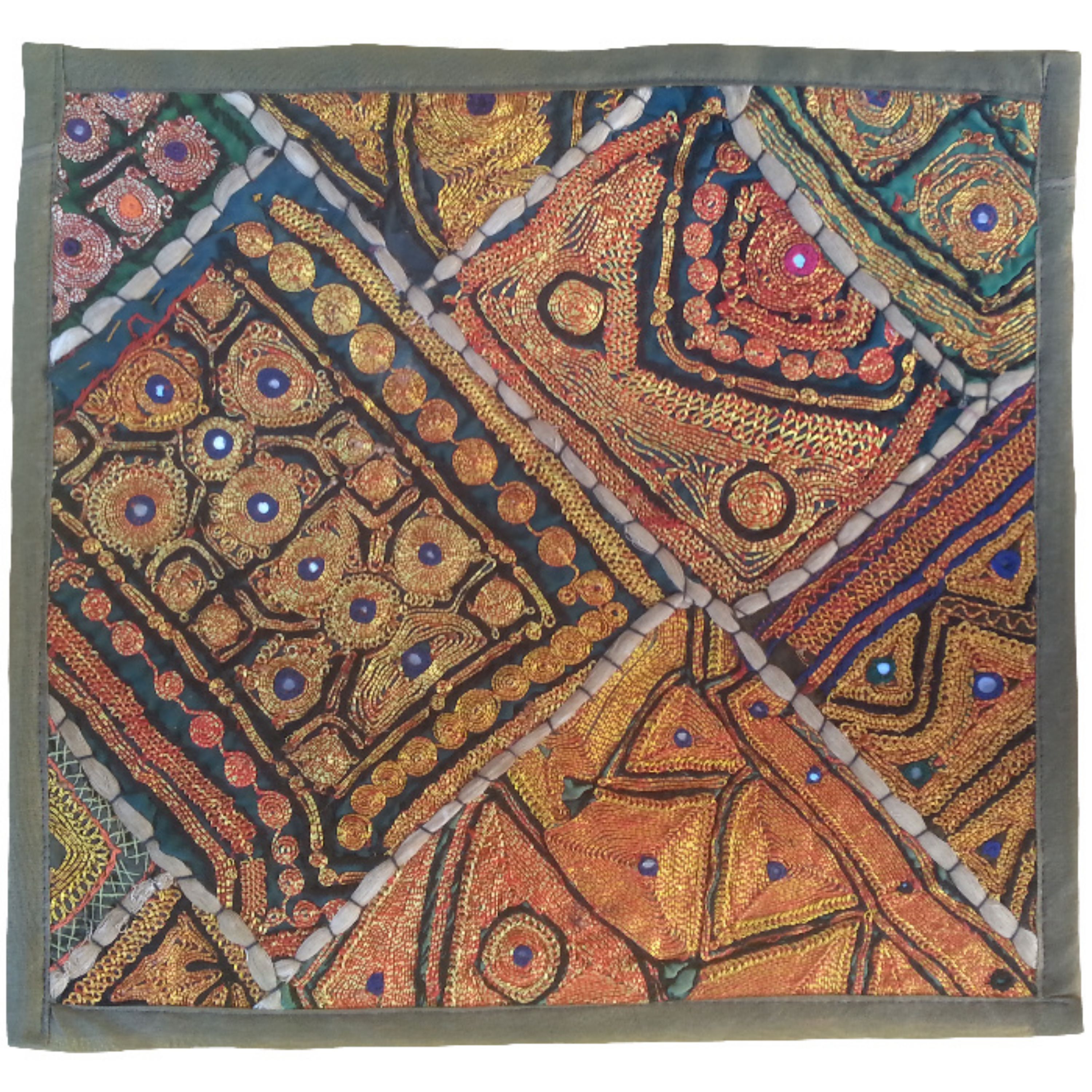 وسط میزی کوچک عسلی سوزن دوزی گلابتون کد QUZAR23
