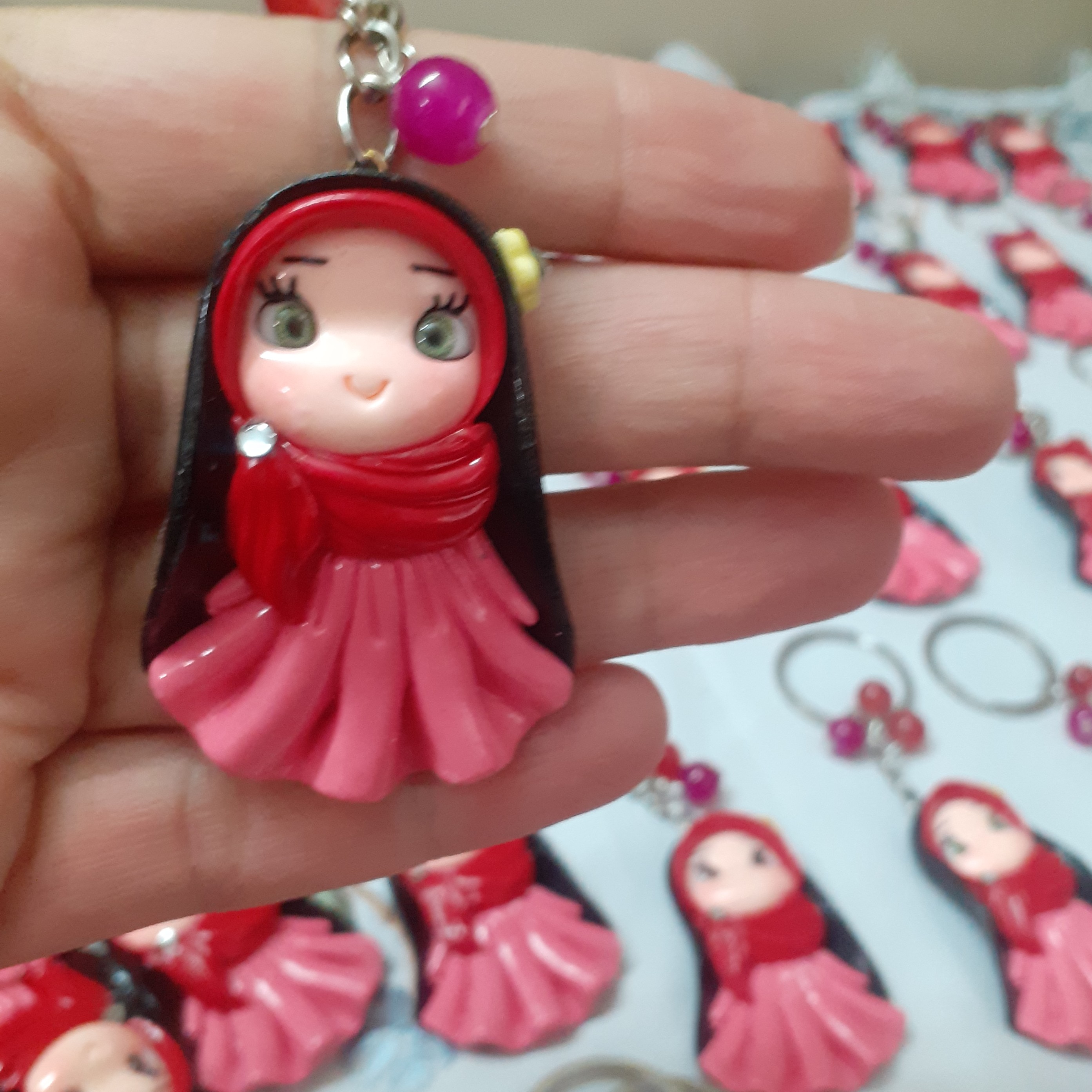 جاکلیدی خمیری،نشکن،دختر چادری،تنوع رنگ قابل سفارش بسیار زیبا 