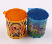 لیوان دسته دار