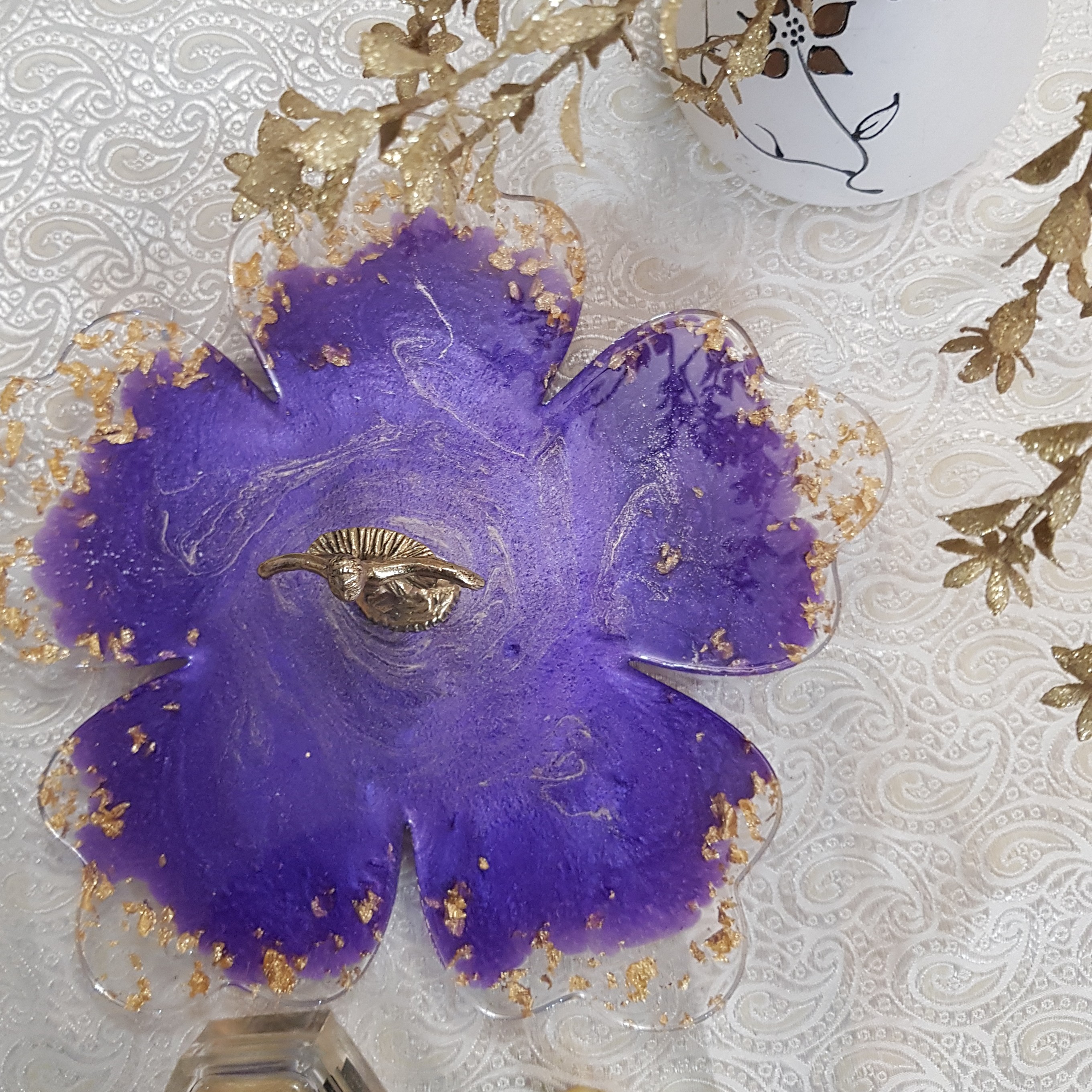 شیرینی خوری بنفش رزینی  30 سانتی 