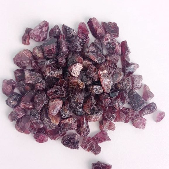 سنگ گارنت سرخ راف 10 گرمی