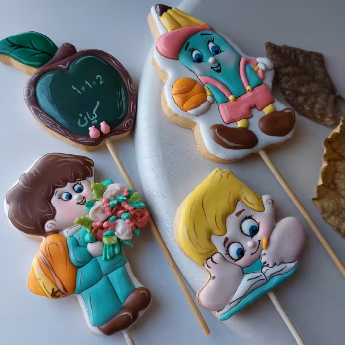 کوکیهای پک مدرسه تم پسرونه مناسب هدیه به دانش آموزهای گلتون 