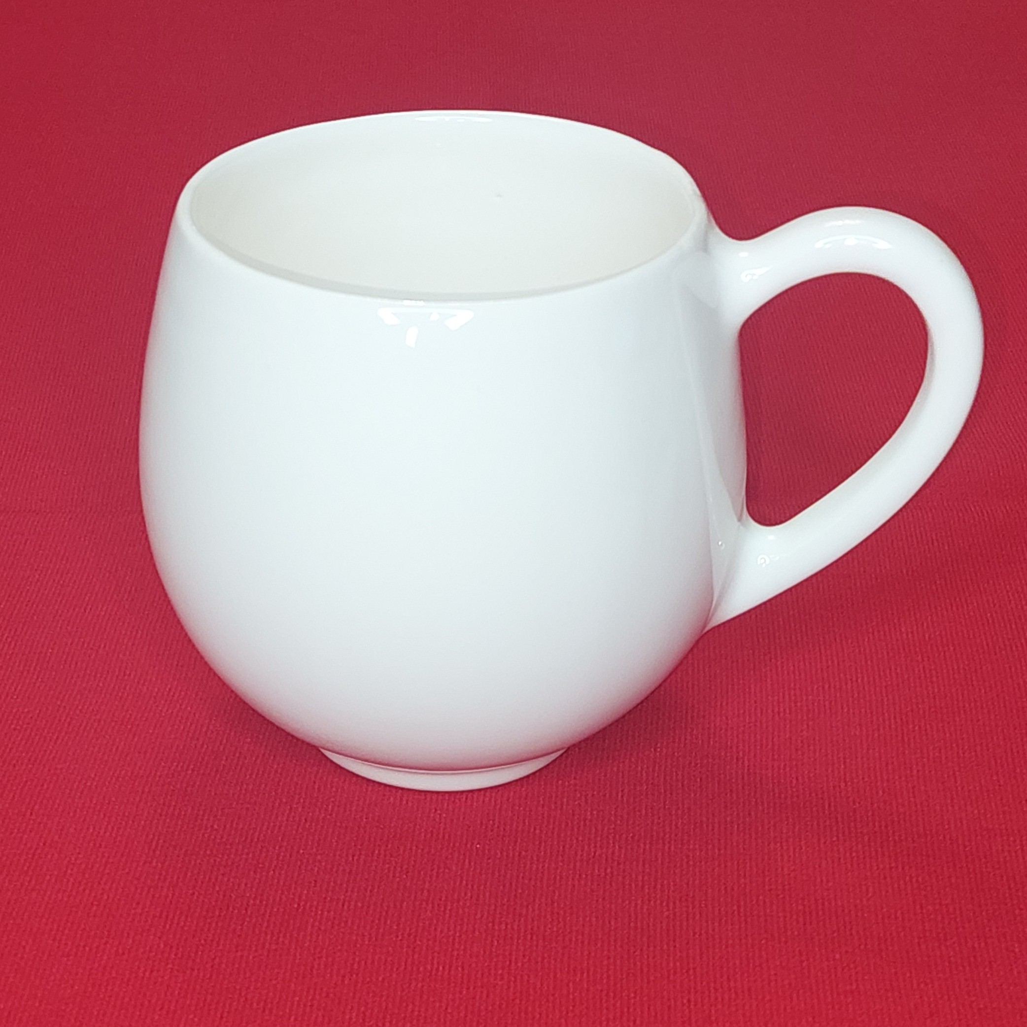 ماگ  سرامیکی سفید ساده تک پارچه بزرگ (خرید مستقیم از تولید کننده)