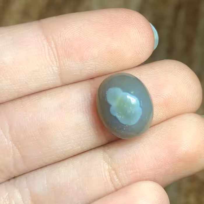 عقیق باباقوری موکول دار رحمانی بسیار خوش رنگ و زیبا 
کدمحصول 564