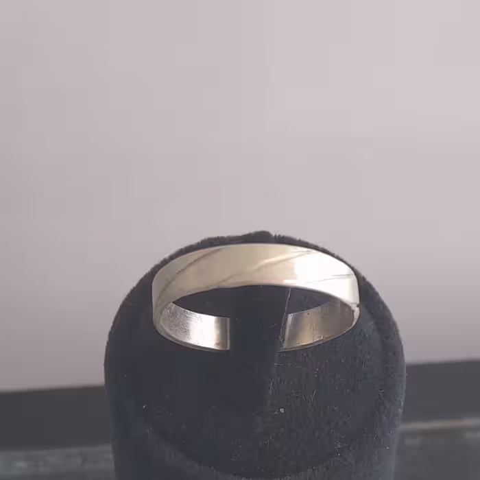 حلقه طرح دار 