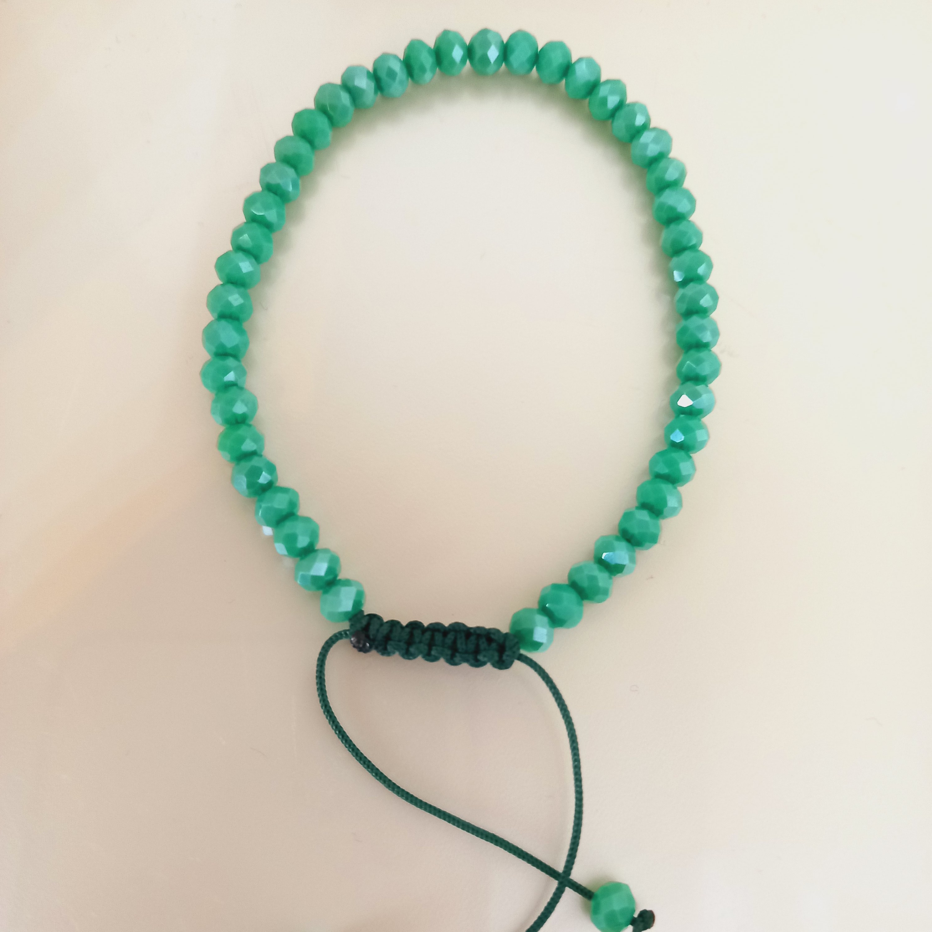 دستبند کشویی در دورنگ متفاوت و جذاب 